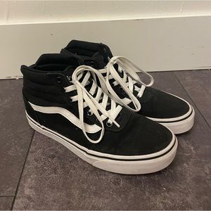 Vans Sk8-Hi Shoe